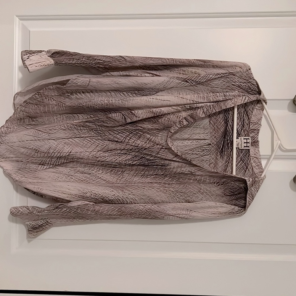 100% Silk, pale pink undertones, beautiful loose fitting blouse